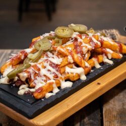 Fries with toppings 