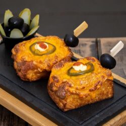 Shakshuka bruschetta 