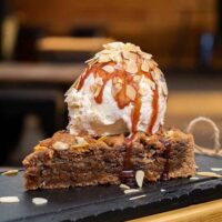 Almond DATE cake ice cream